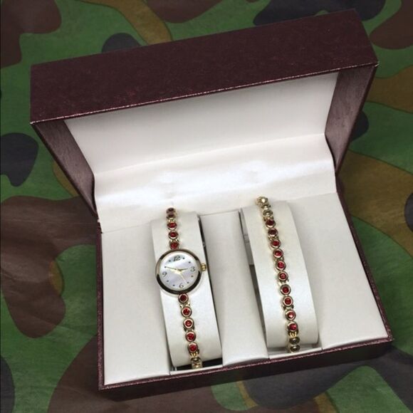 WATCH and Bracelet Set! Gold color Red stones new! - Picture 4 of 5